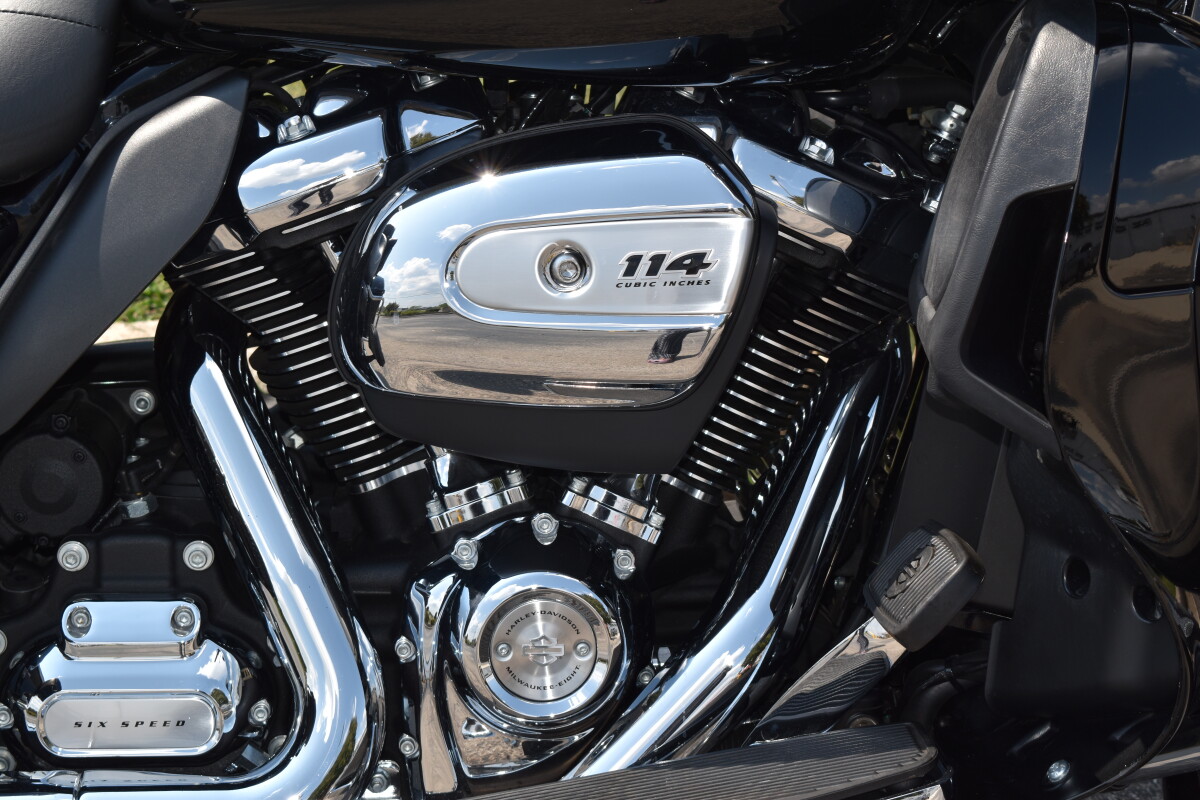 2023 Harley-Davidson Road Glide Limited - Photo 9