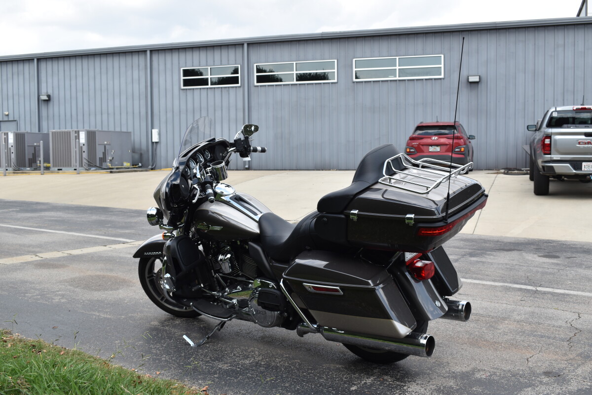 Used 2023 Harley-Davidson Ultra Limited - Photo 6