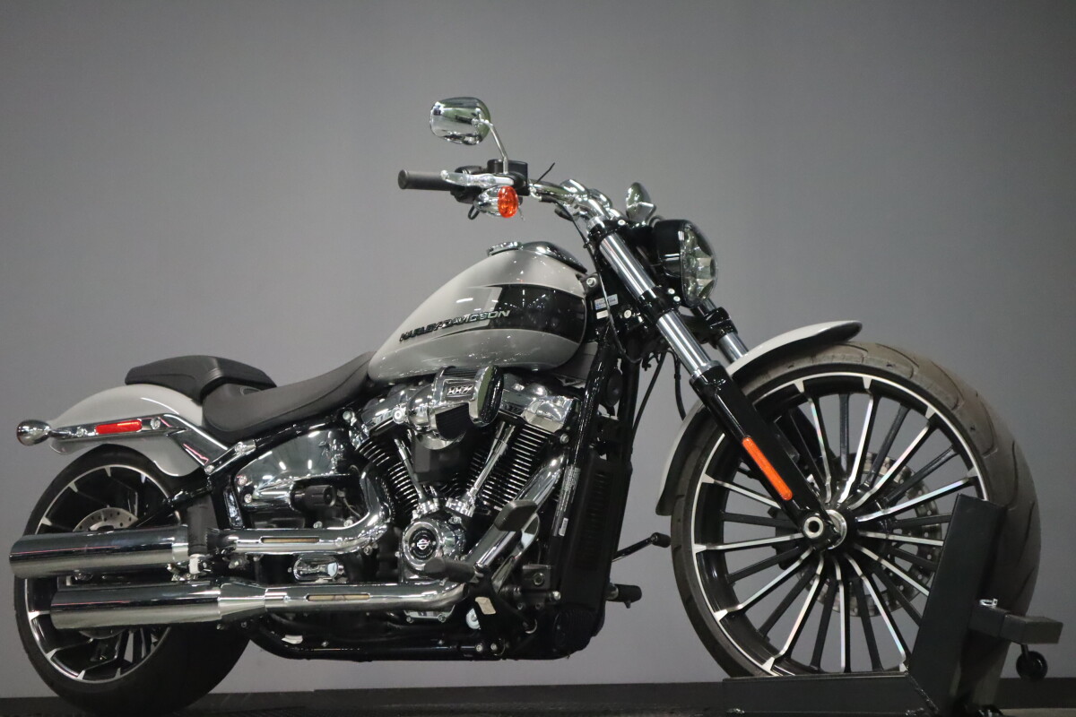 2024 Harley-Davidson Breakout 117 FXBR - Photo 2