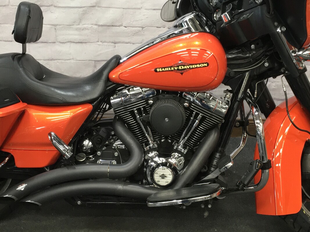 2012 Harley-Davidson Street Glide Custom Tequila Sunrise/H-D Orange FLHX - Photo 3