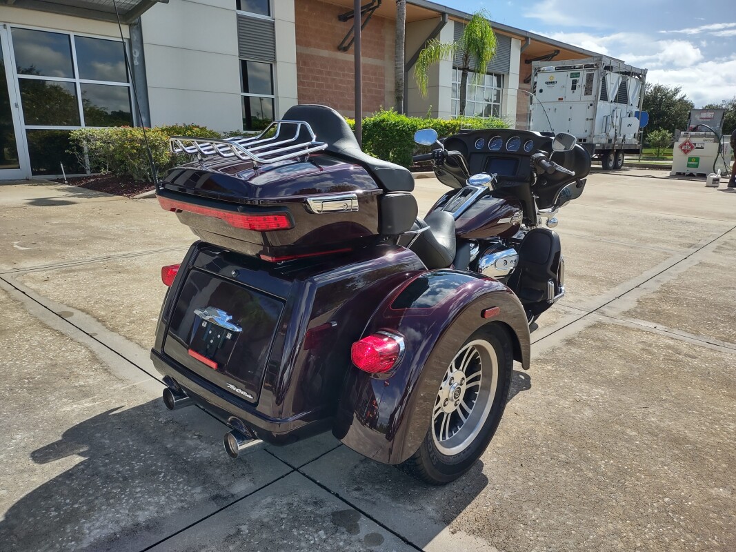 Tri Glide Ultra - Photo 4