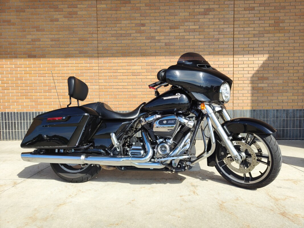 2019 Harley-Davidson Street Glide Vivid Black