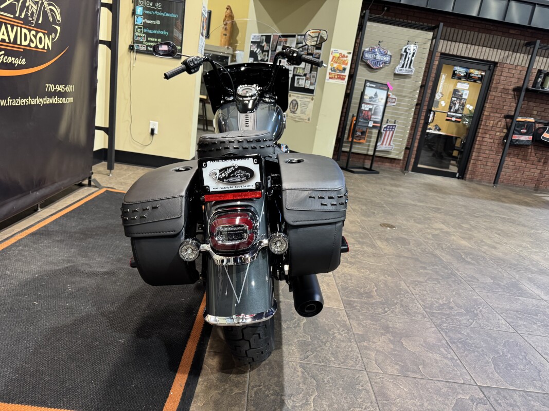 2025 Harley-Davidson Heritage Classic Iron Horse Metallic w/Cast Wheels - Photo 4