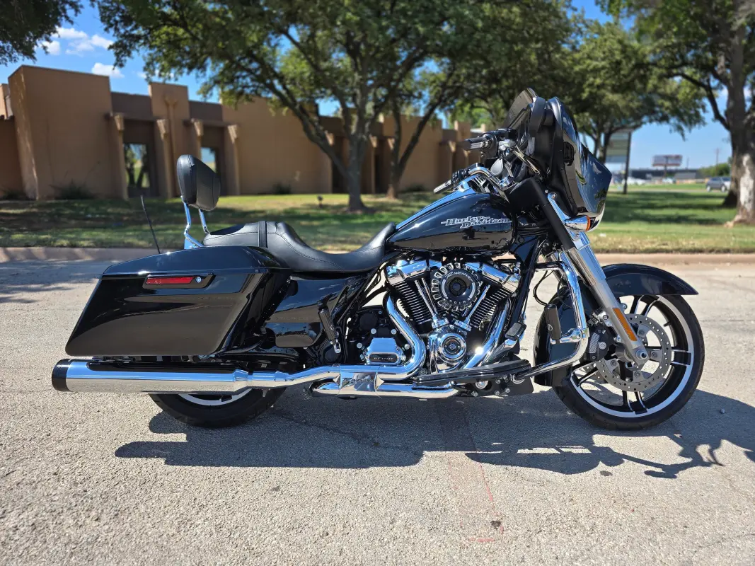 2021 Harley-Davidson® Ultra Limited | Midnight Crimson