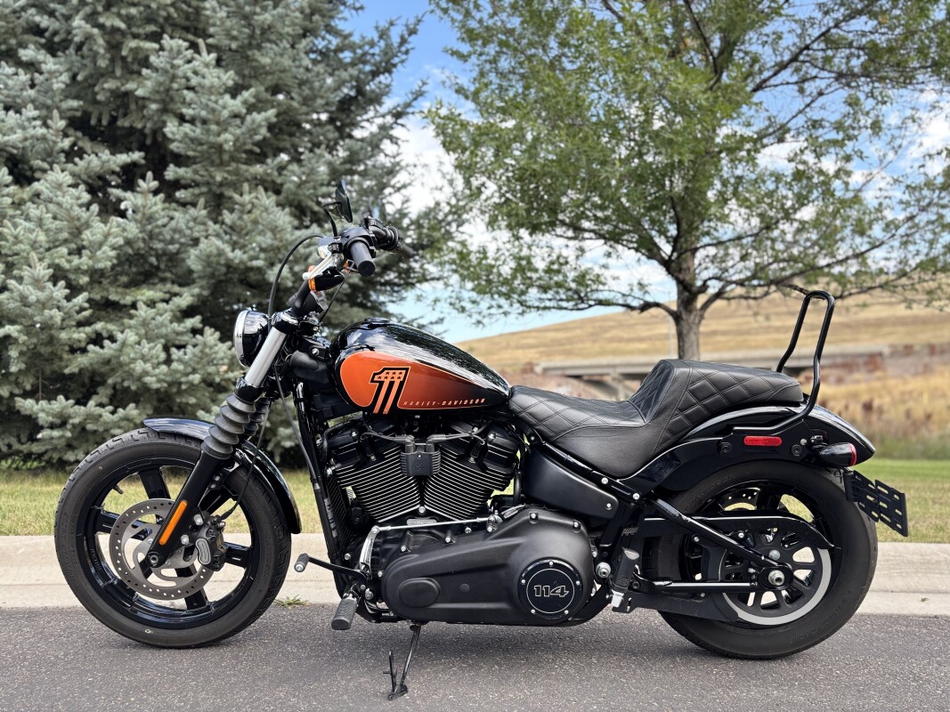 2022 Harley-Davidson Street Bob 114 Vivid Black - Photo 4
