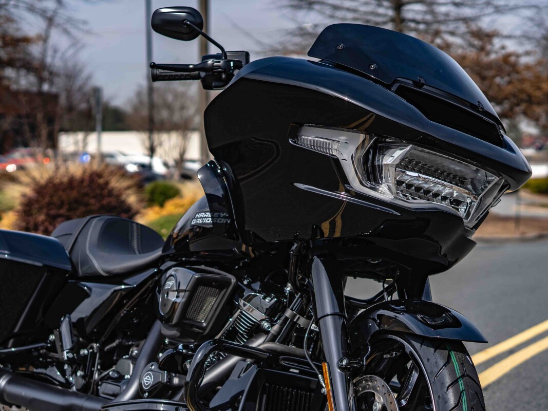 FLTRX 2025 Road Glide - Photo 8