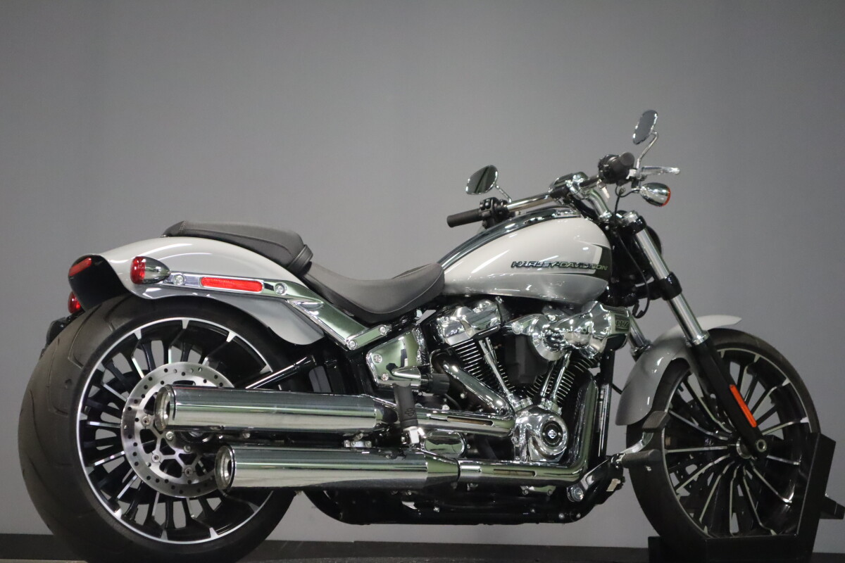 2024 Harley-Davidson Breakout 117 FXBR - Photo 8