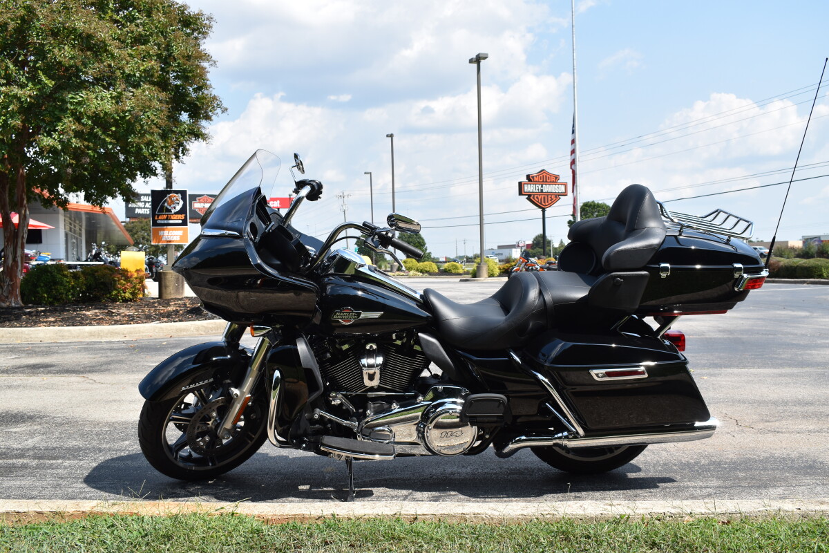 2023 Harley-Davidson Road Glide Limited - Photo 5