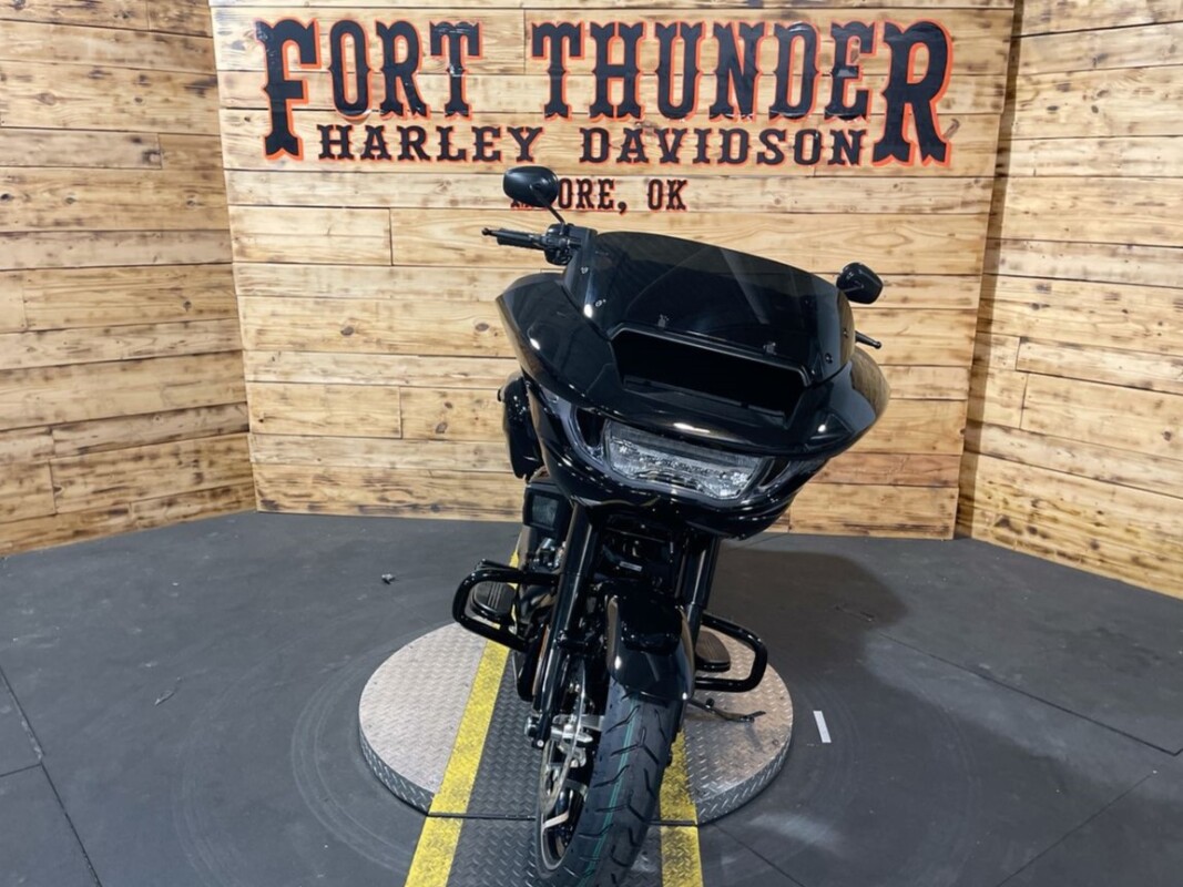 Harley-Davidson Road Glide 2025 FLTRX VIVID BLACK - Photo 4