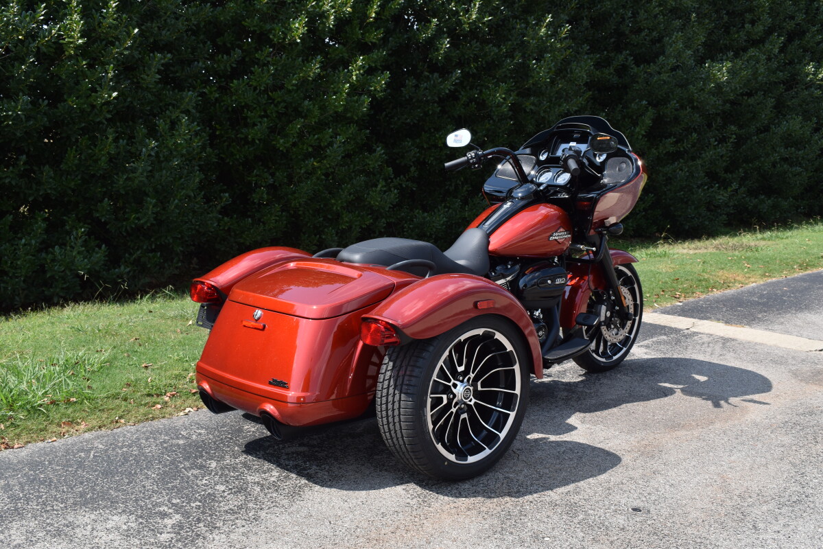 2025 Harley-Davidson Road Glide 3 - Photo 8