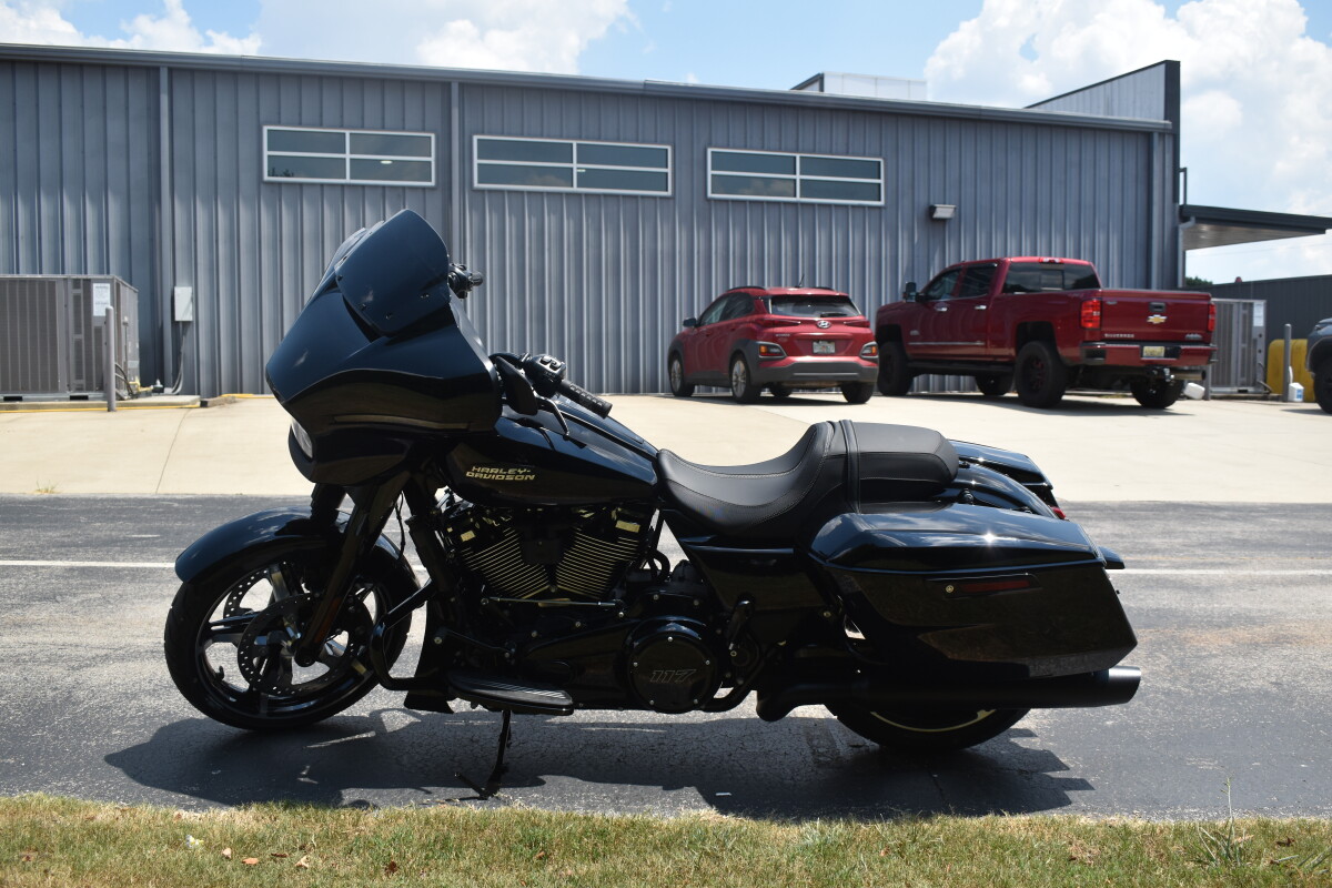 2025 Harley-Davidson Street Glide - Photo 5