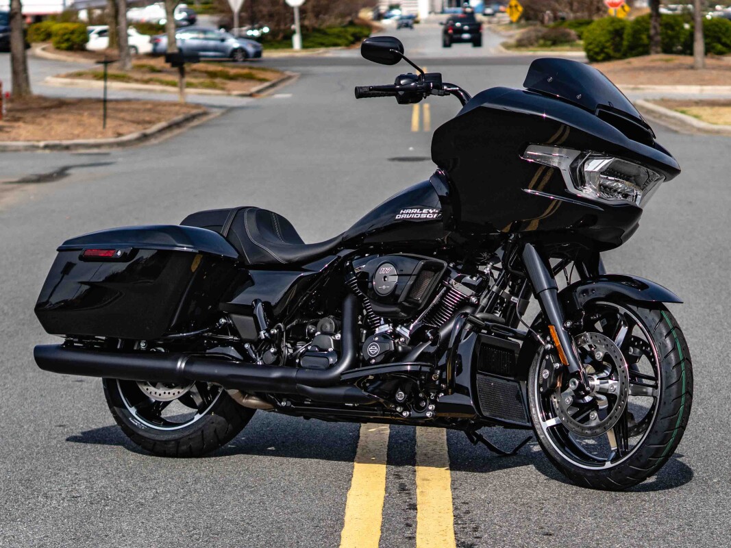 FLTRX 2025 Road Glide - Photo 3