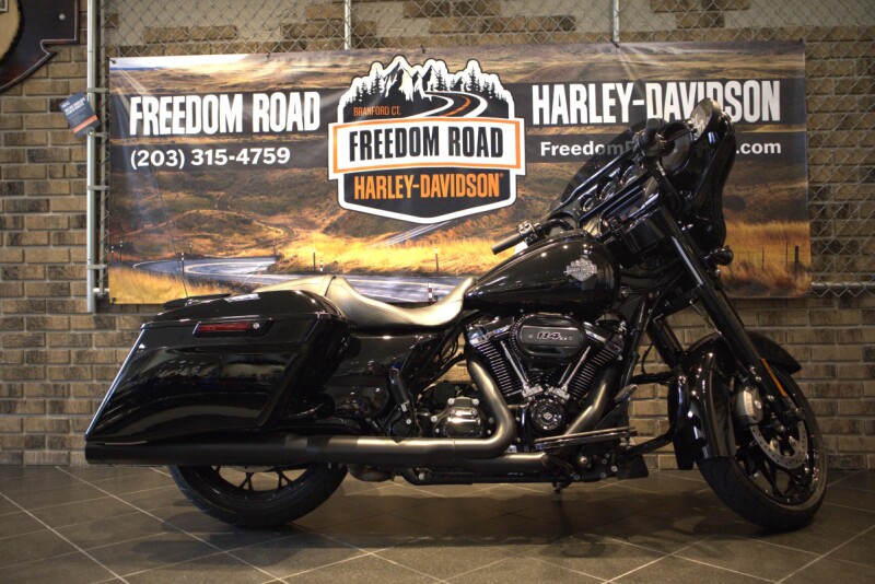 FLHXS 2023 Street Glide® Special