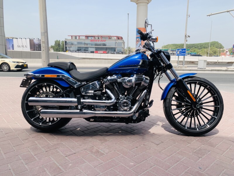 2024 Harley-Davidson® Breakout™ 117 Blue Burst