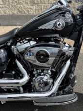 Ex Demo 2025 Vivid Black Fat Boy  thumb 2