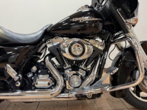 2009 FLHX Street Glide® thumb 3