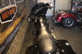 FLHXS 2023 Street Glide® Special thumb 2