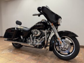 2009 FLHX Street Glide® thumb 2