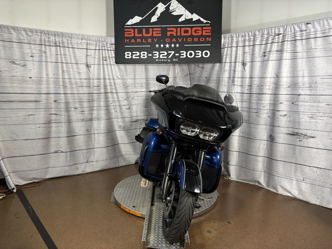 2022 Harley-Davidson Road Glide Limited - Photo 4