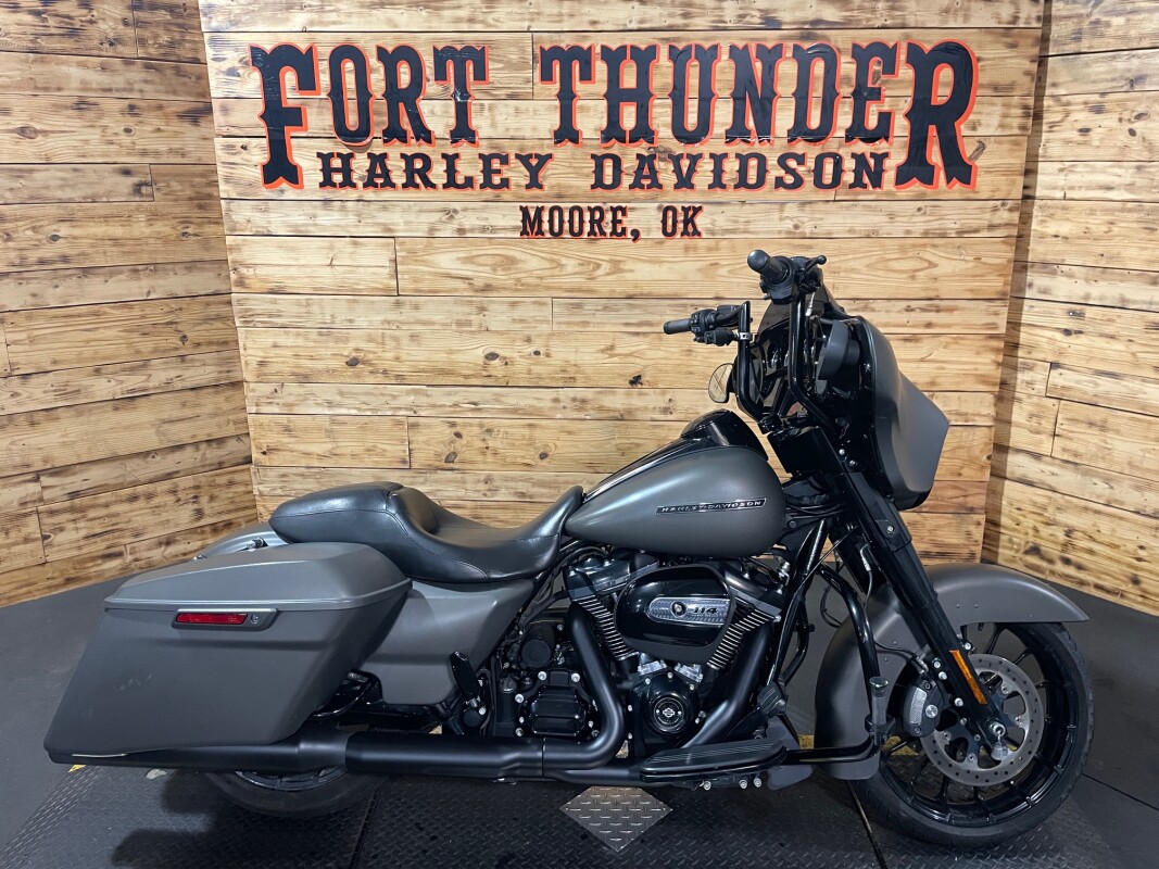 Harley-Davidson Street Glide Special 2019 FLHXS Industrial Gray Denim
