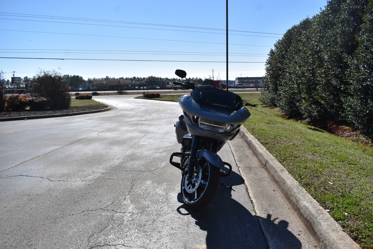 2025 Harley-Davidson Road Glide - Photo 3