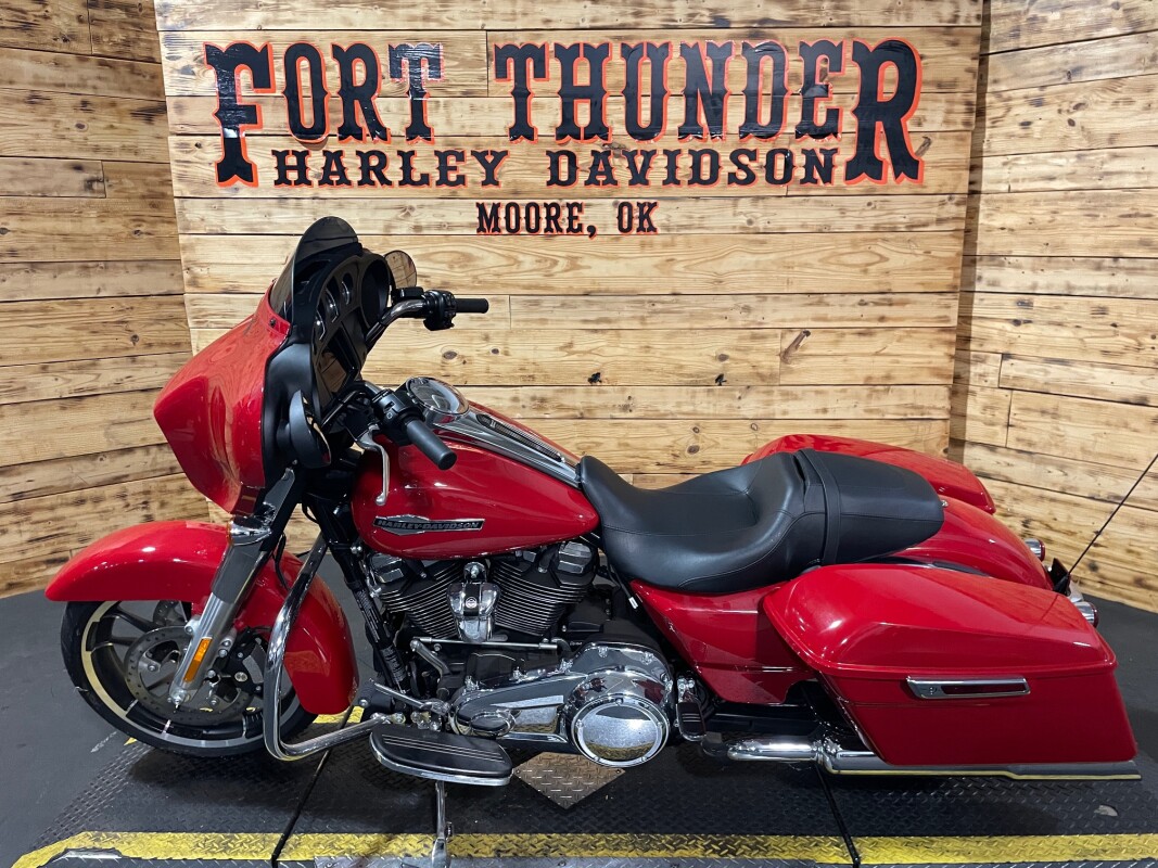 Harley-Davidson Street Glide 2023 FLHX REDLINE RED - Photo 8