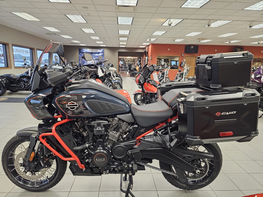 RA1250SE 2025 CVO Pan America - Photo 5