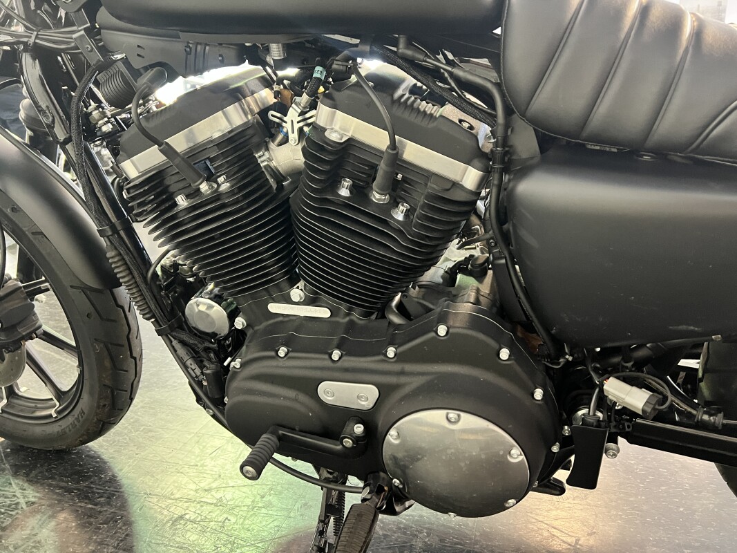 2020 Harley-Davidson Iron 883 Black Denim XL883N - Photo 8