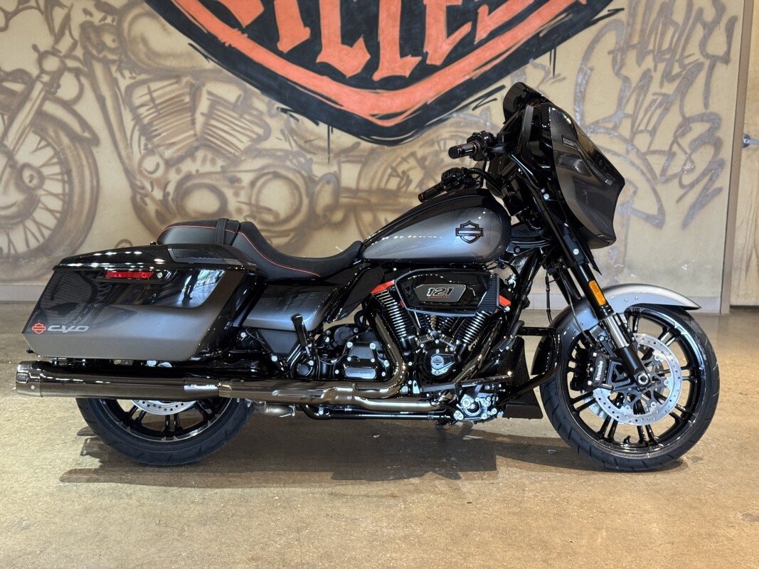FLHXSE 2025 CVO Street Glide