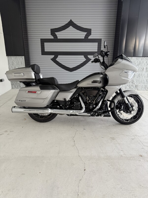 2023 Harley-Davidson CVO Road Glide
