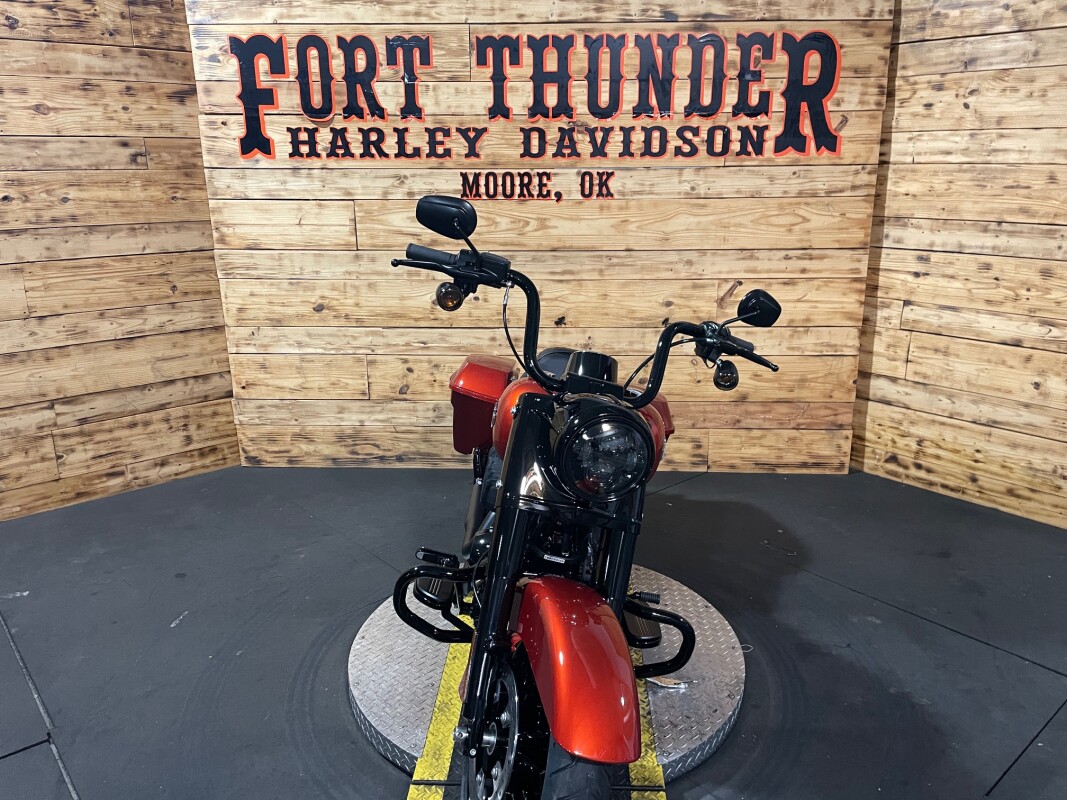 Harley-Davidson Road King Special 2025 FLHRXS WHISKEY FIRE - Photo 4