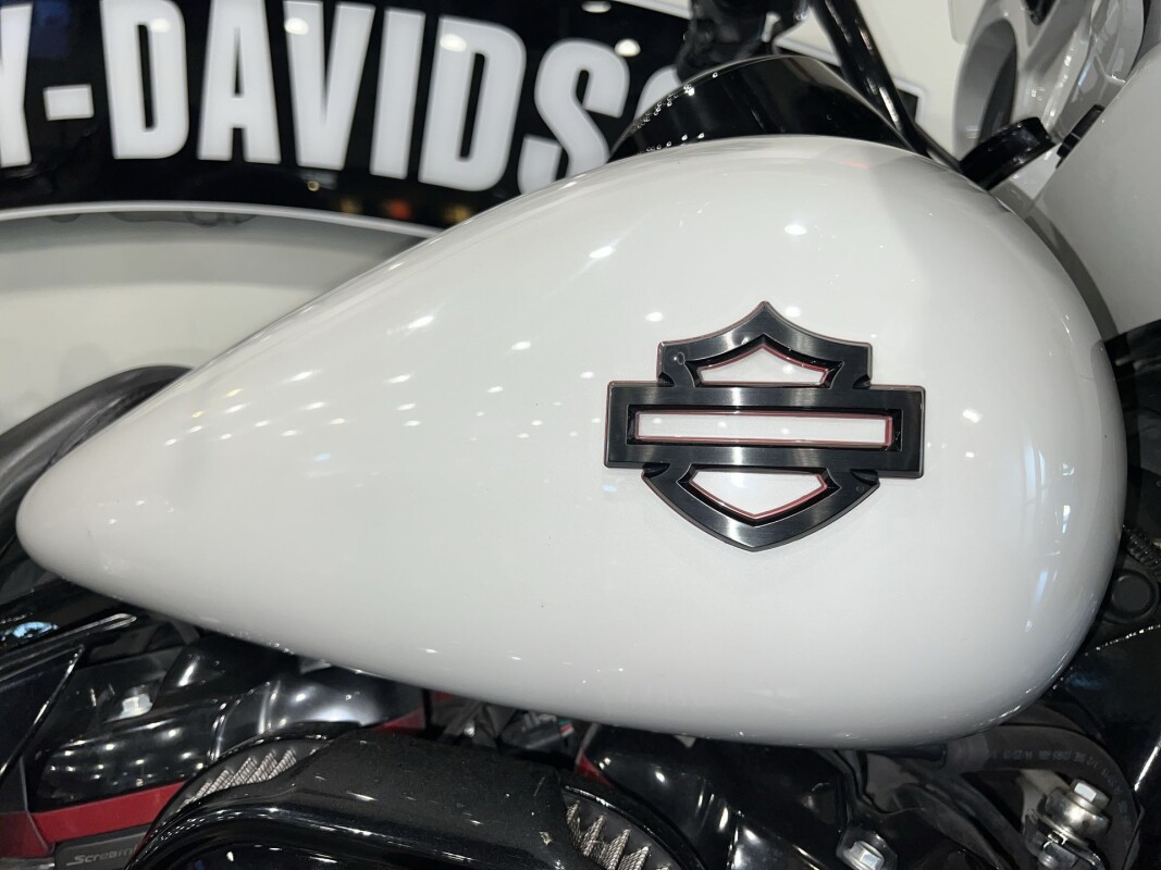 2020 Harley-Davidson CVO Limited FLHTKSE - Photo 5