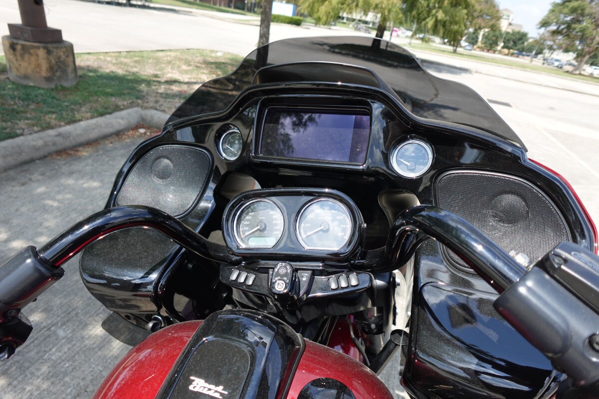 2023 Harley-Davidson Road Glide FLTRX - Photo 10