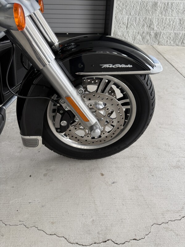2020 Harley-Davidson Tri Glide Ultra - Photo 2