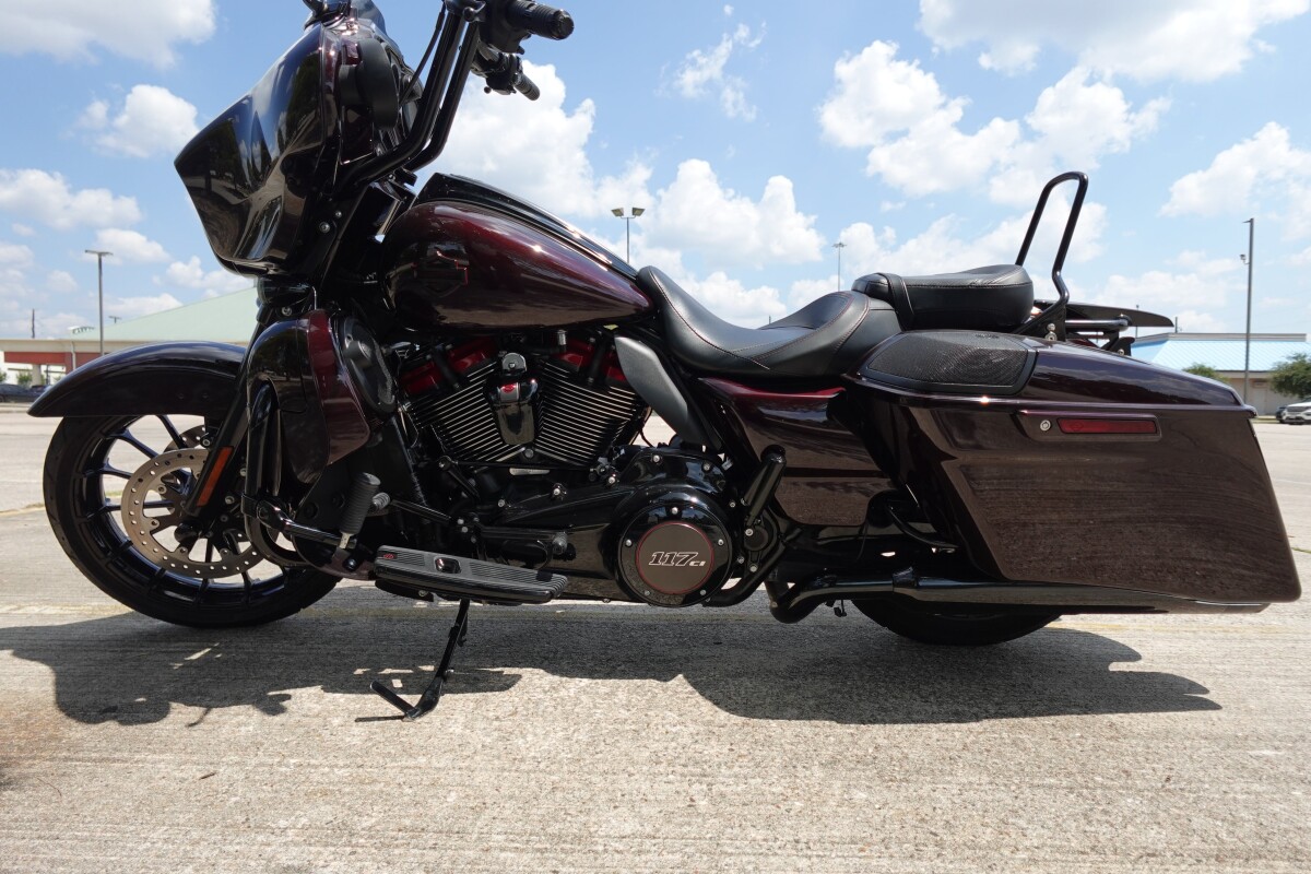 2019 Harley-Davidson CVO Street Glide FLHXSE - Photo 5