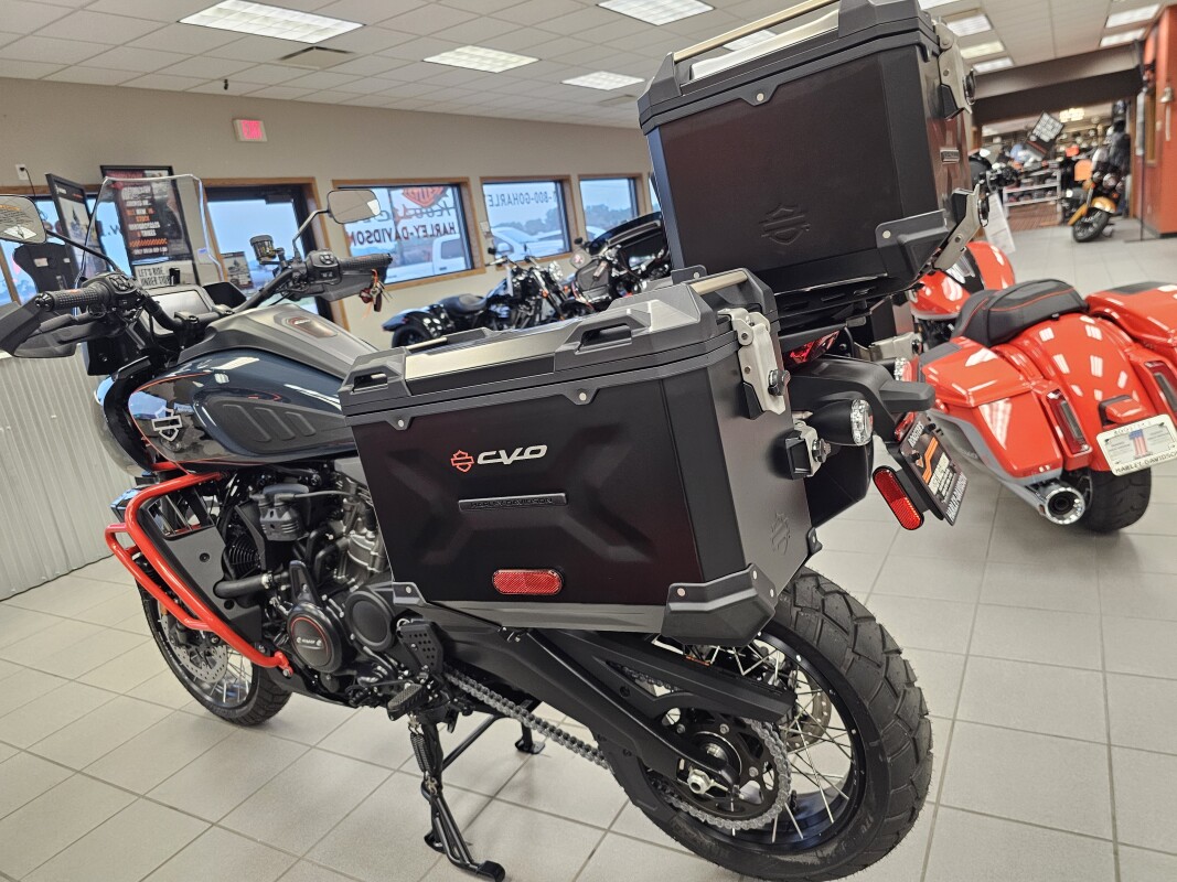 RA1250SE 2025 CVO Pan America - Photo 6