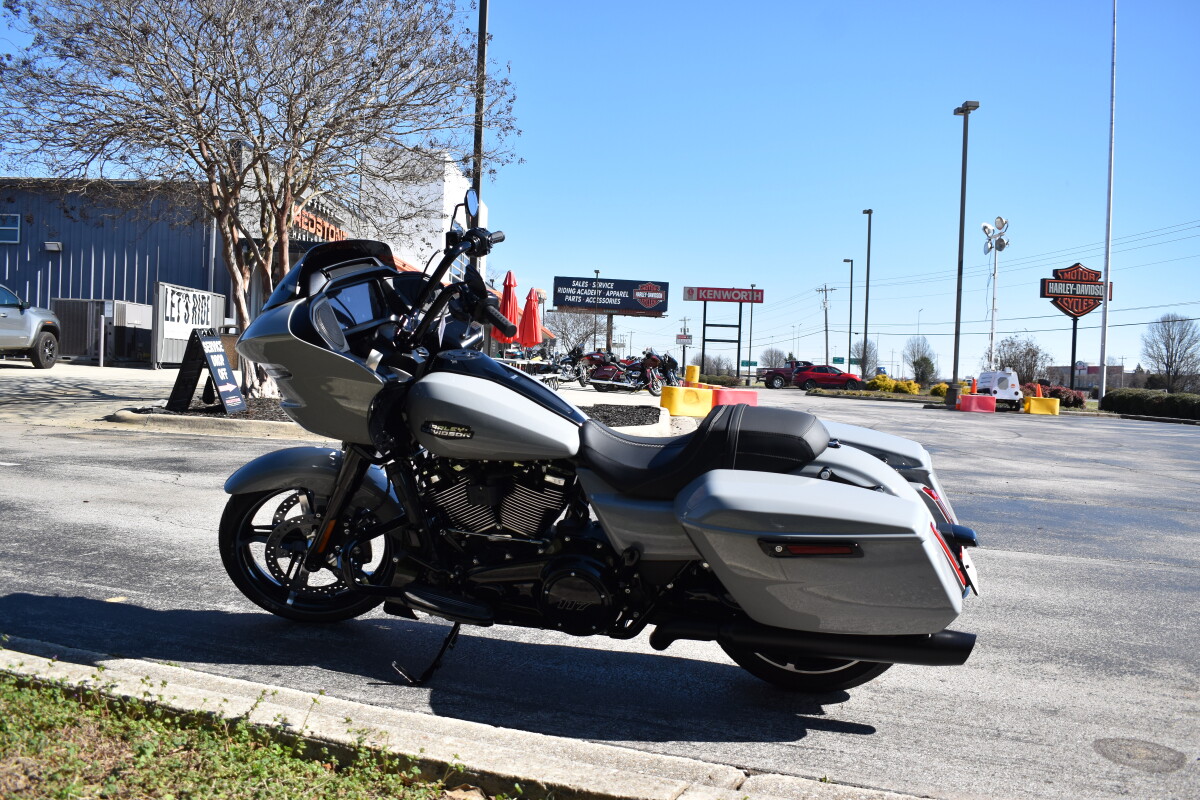 2025 Harley-Davidson Road Glide - Photo 6
