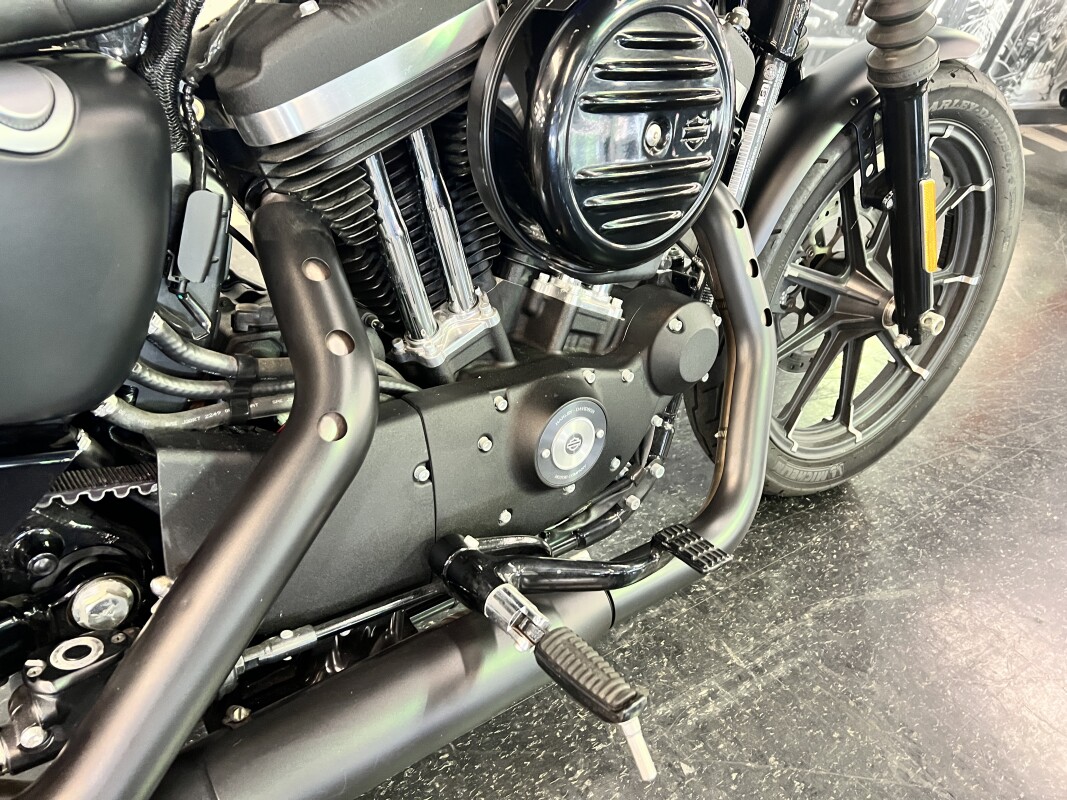 2020 Harley-Davidson Iron 883 Black Denim XL883N - Photo 9