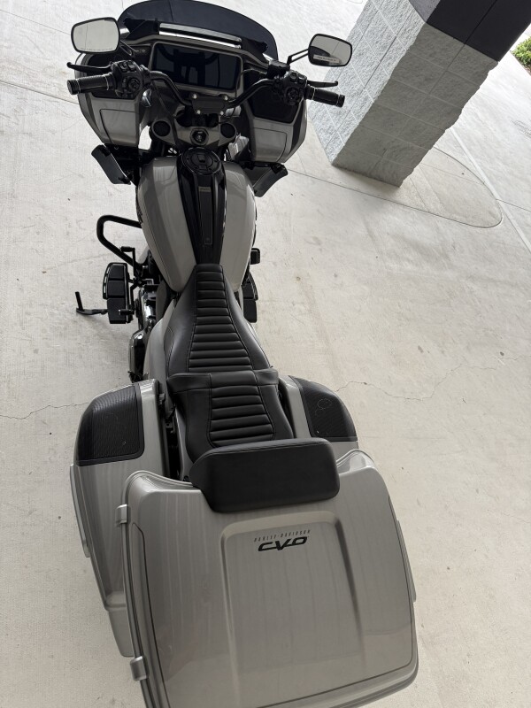 2023 Harley-Davidson CVO Road Glide - Photo 7