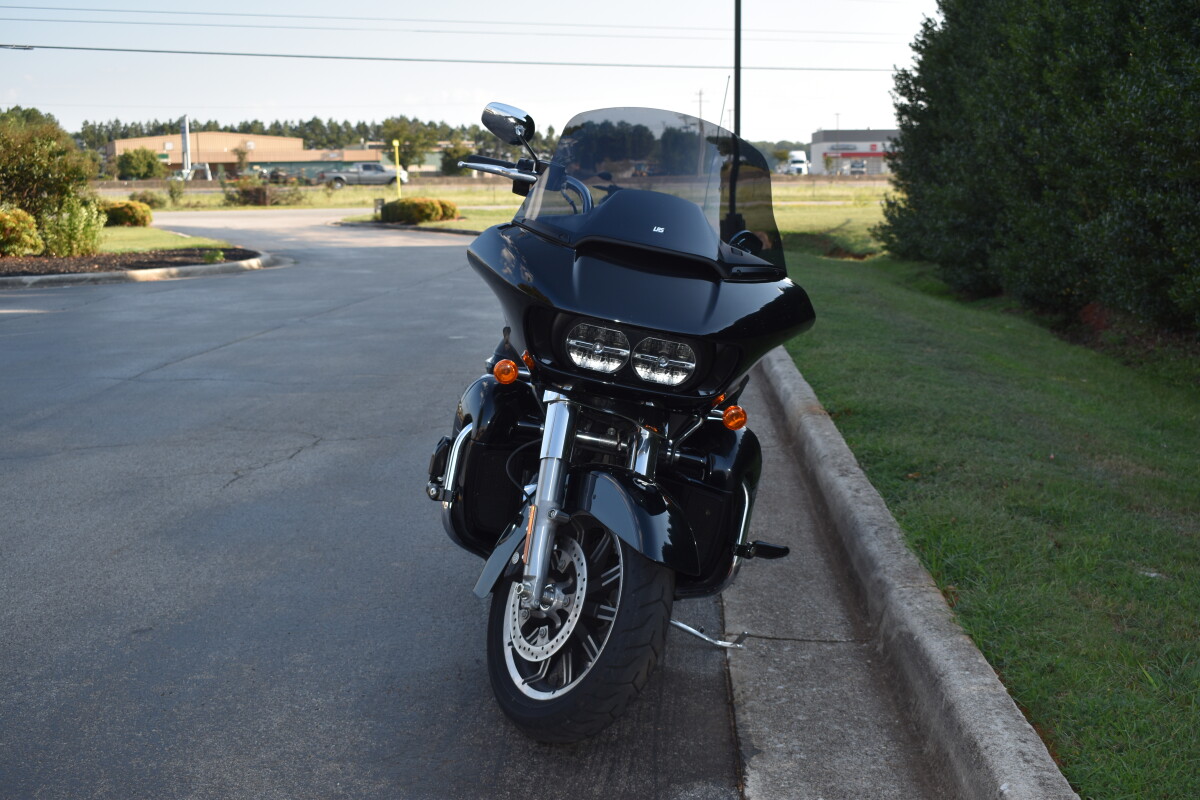 2019 Harley-Davidson Road Glide Ultra | Pre-Owned Touring Motorcycle - Photo 3