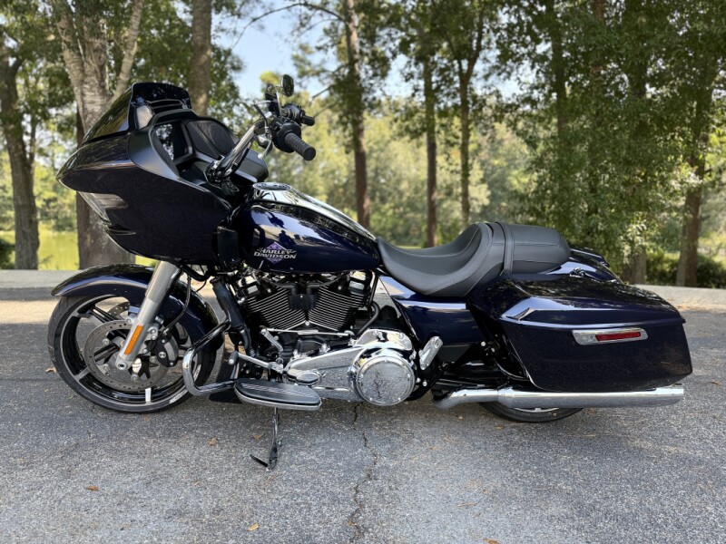 FLTRX 2025 Road Glide™