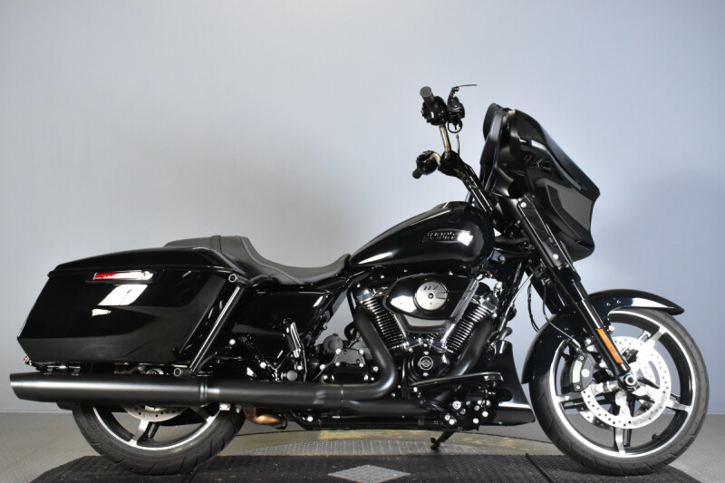 2024 Harley-Davidson® Street Glide® FLHX