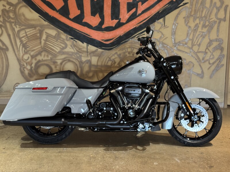 FLHRXS 2025 Road King™ Special