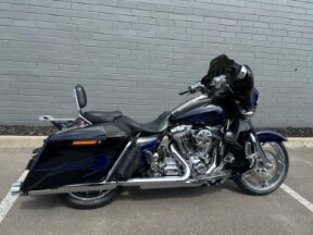 2016 FLHXSE CVO Street Glide 110ci  thumb 3