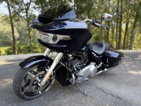 FLTRX 2025 Road Glide™ thumb 1