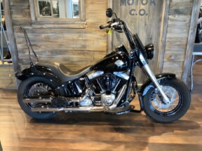 Harley-Davidson® Softail Slim® 2015 FLS U632-15 Vivid Black thumb 3