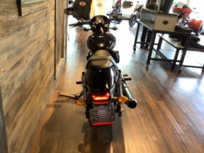 Harley-Davidson® Harley-Davidson Street® 750 2016 XG750 U113-16A Vivid Black thumb 0
