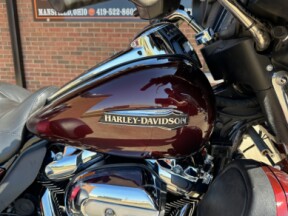 2019 Harley-Davidson Tri Glide Ultra FLHTCUTG thumb 3