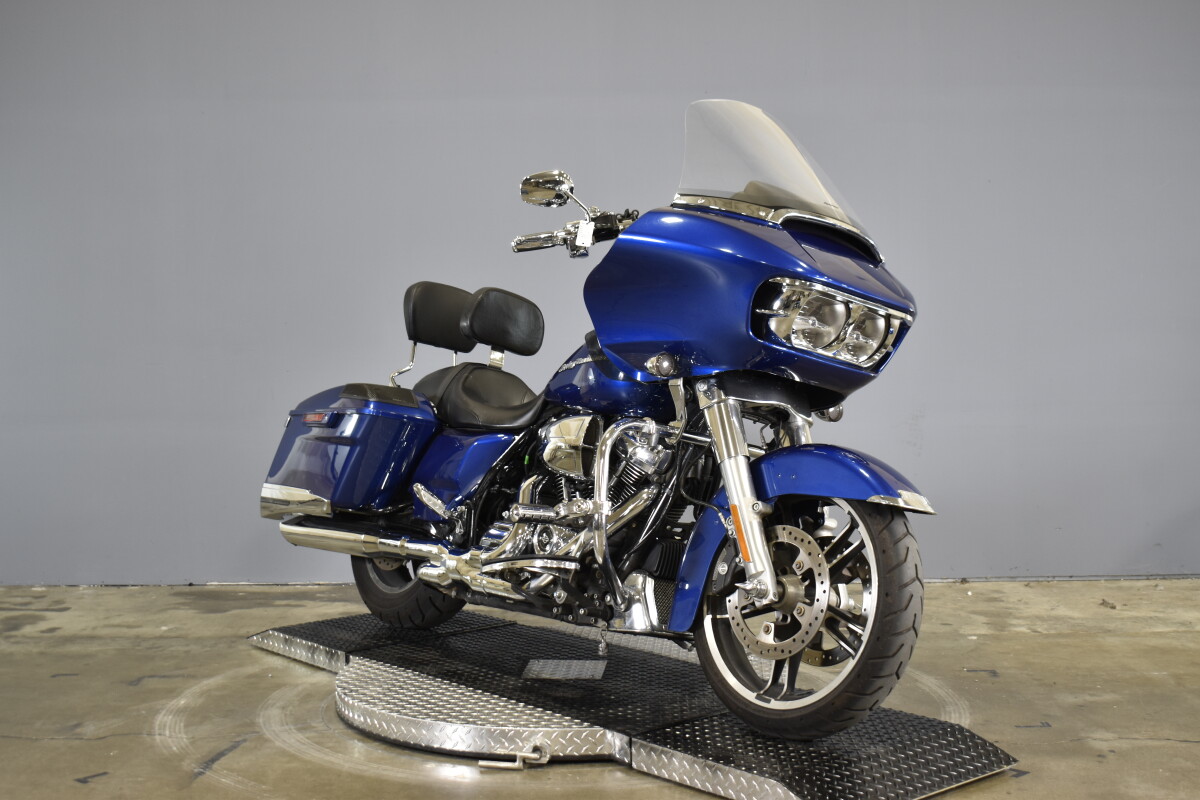 2017 Harley-Davidson Road Glide Special FLTRXS - Photo 2
