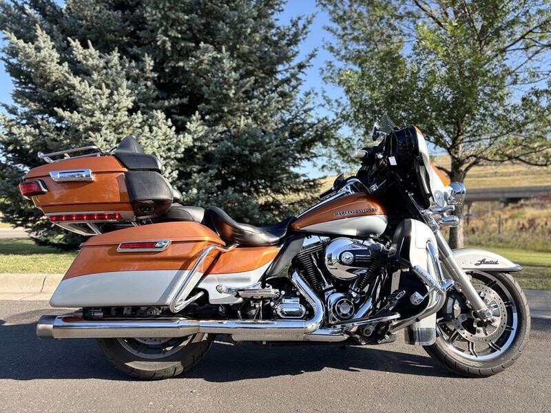 2014 Harley-Davidson Ultra Limited Two-Tone Amber Whiskey